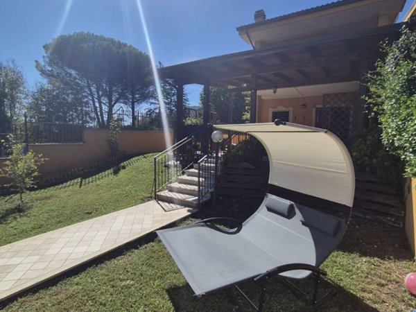 casa indipendente in vendita a Tivoli