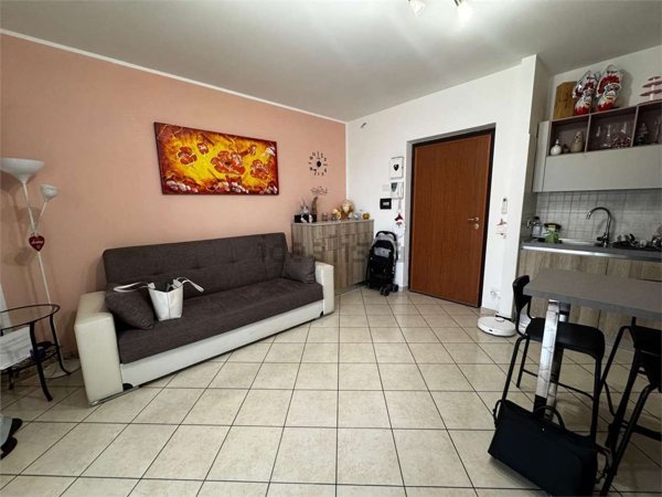 appartamento in vendita a Tivoli in zona Campolimpido