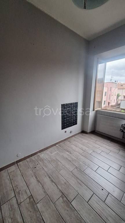 appartamento in vendita a Tivoli in zona Terme