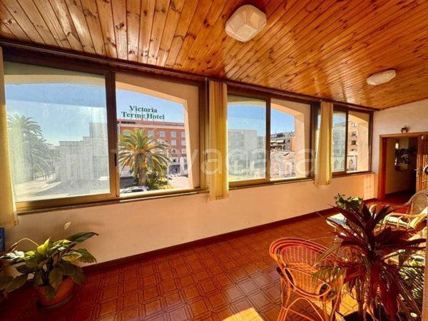 casa indipendente in vendita a Tivoli in zona Villa Adriana