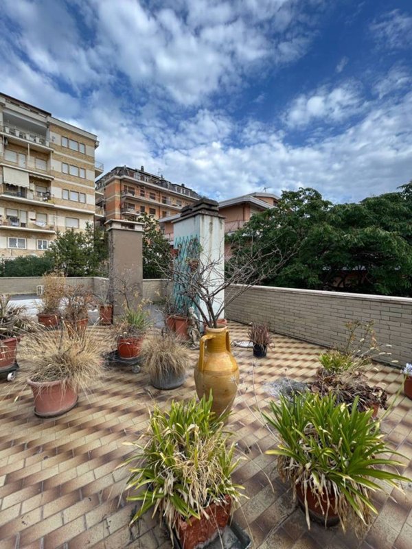 casa indipendente in vendita a Tivoli