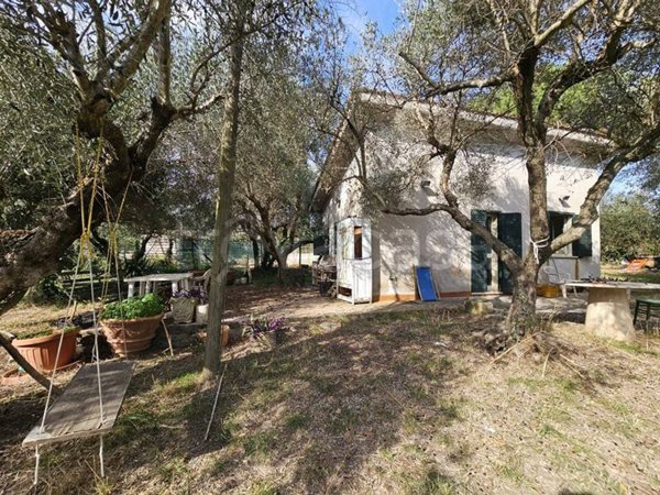 casa indipendente in vendita a Tivoli