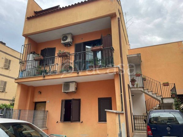 appartamento in vendita a Tivoli in zona Villa Adriana