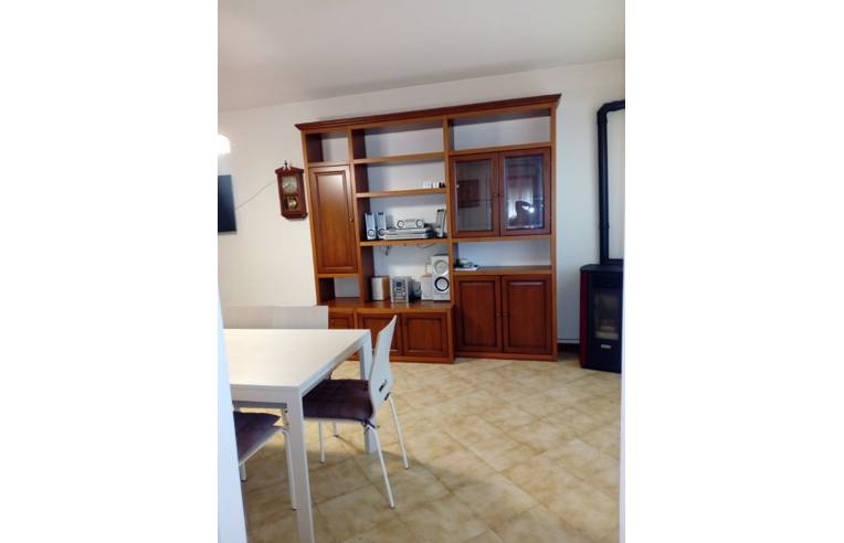 appartamento in vendita a Tivoli in zona Terme