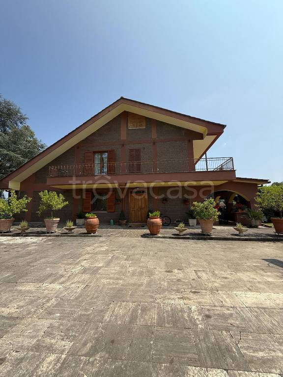 casa indipendente in vendita a Tivoli