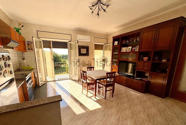 appartamento in vendita a Tivoli in zona Campolimpido