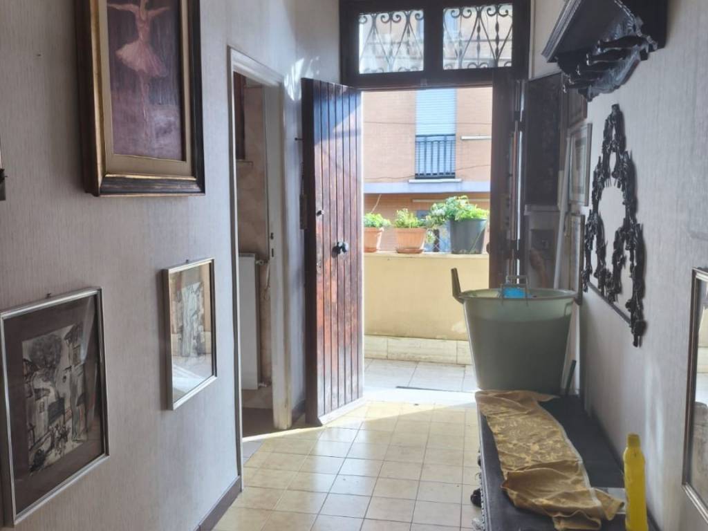 appartamento in vendita a Tivoli in zona Terme