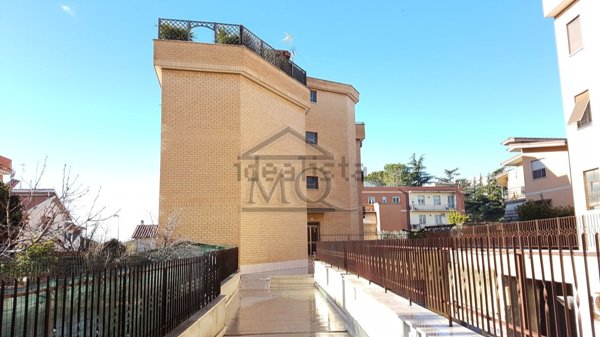 appartamento in vendita a Tivoli in zona Villa Adriana