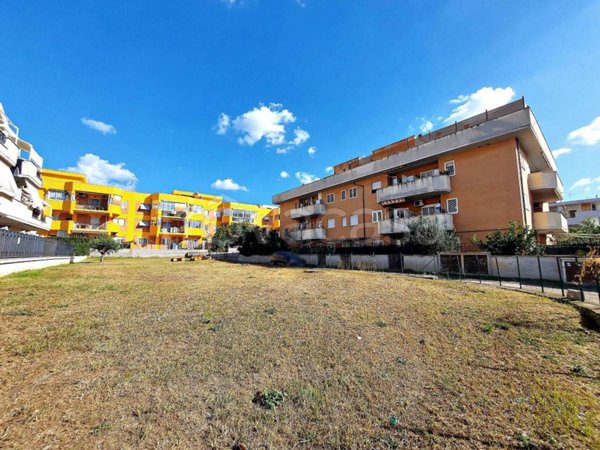 casa indipendente in vendita a Tivoli in zona Villa Adriana
