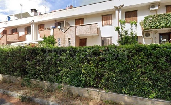 casa indipendente in vendita a Tivoli