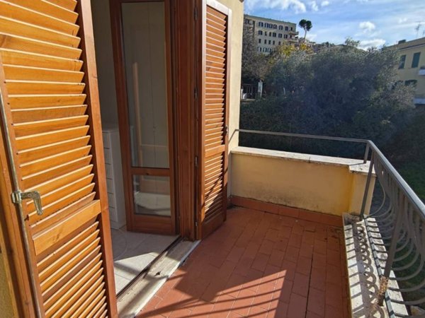 casa indipendente in vendita a Tivoli in zona Villaggio Adriano