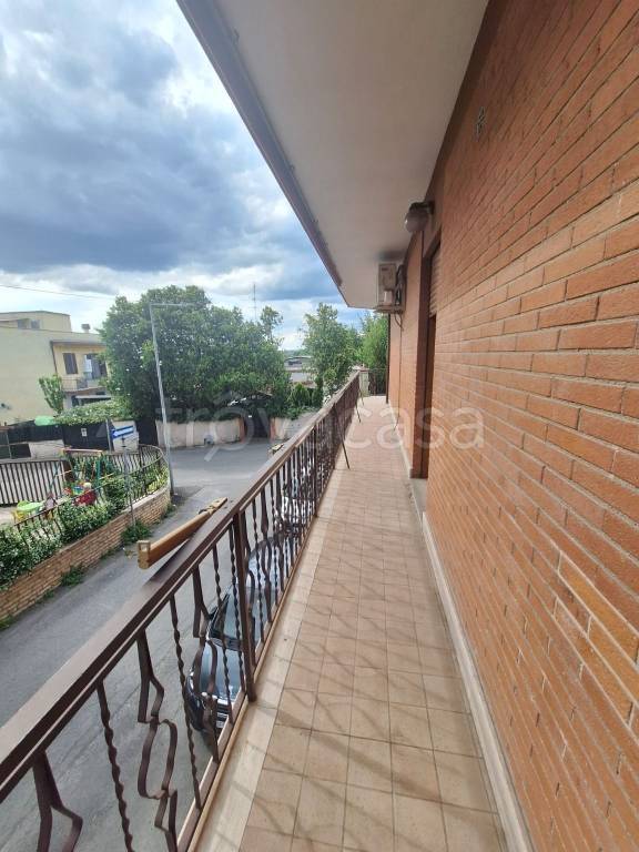 appartamento in vendita a Tivoli in zona Villa Adriana