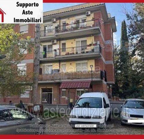 appartamento in vendita a Tivoli in zona Favale