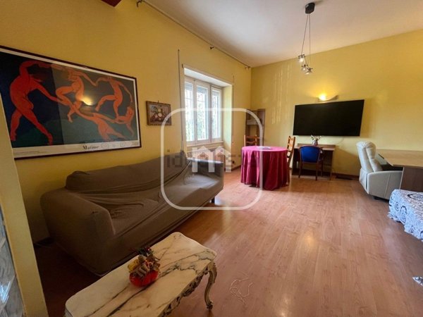 appartamento in vendita a Tivoli in zona Terme