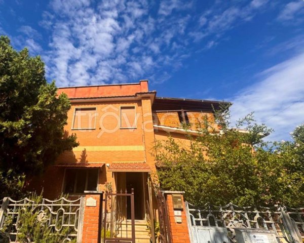 appartamento in vendita a Tivoli in zona Terme