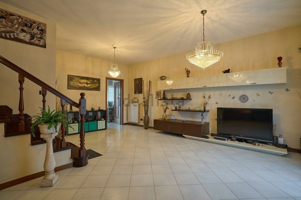 casa indipendente in vendita a Tivoli