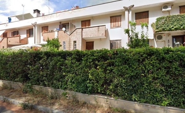 casa indipendente in vendita a Tivoli