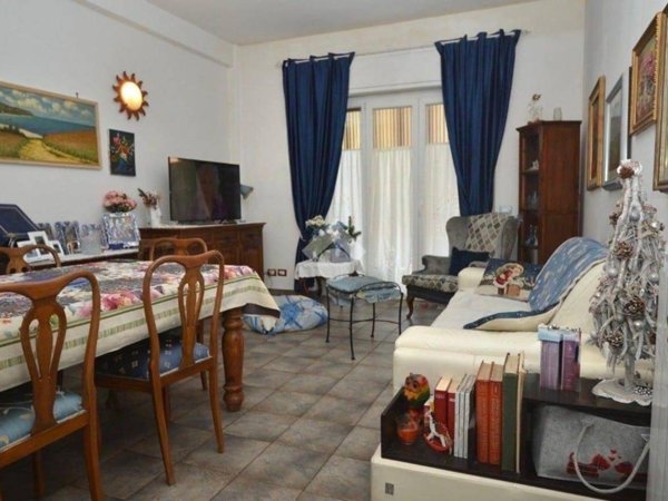 appartamento in vendita a Tivoli in zona Terme