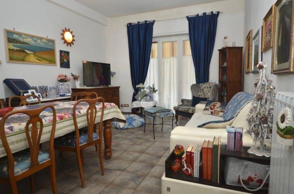 appartamento in vendita a Tivoli in zona Villa Adriana