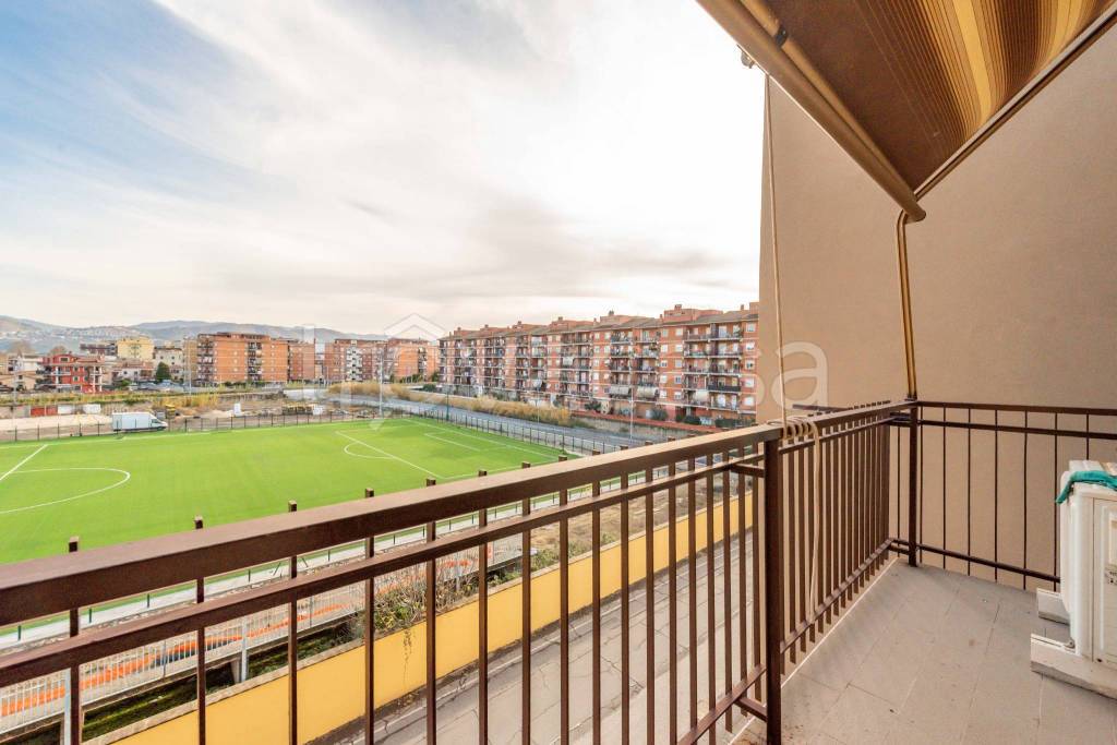 appartamento in vendita a Tivoli in zona Terme