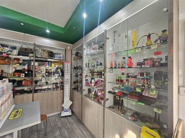 ufficio in vendita a Tivoli