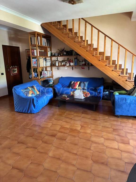 appartamento in vendita a Tivoli in zona Terme