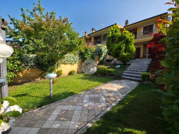 casa indipendente in vendita a Tivoli