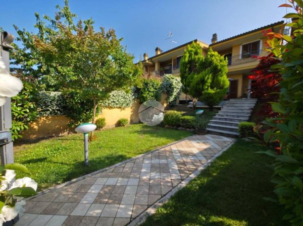 casa indipendente in vendita a Tivoli