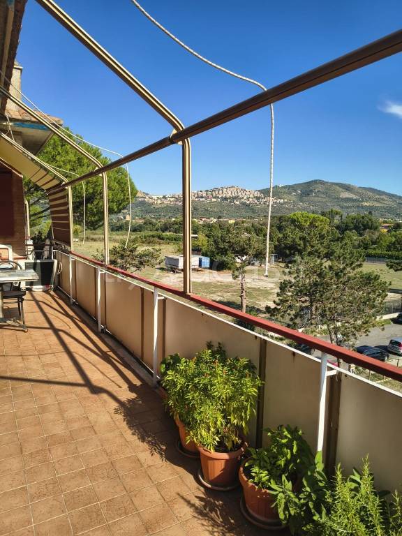 appartamento in vendita a Tivoli in zona Favale