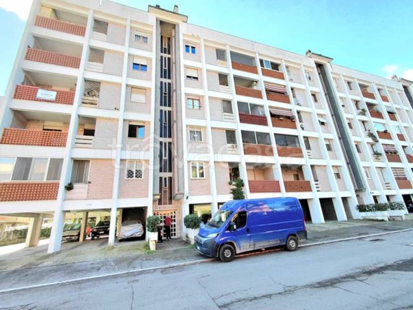 appartamento in vendita a Tivoli in zona Villa Adriana