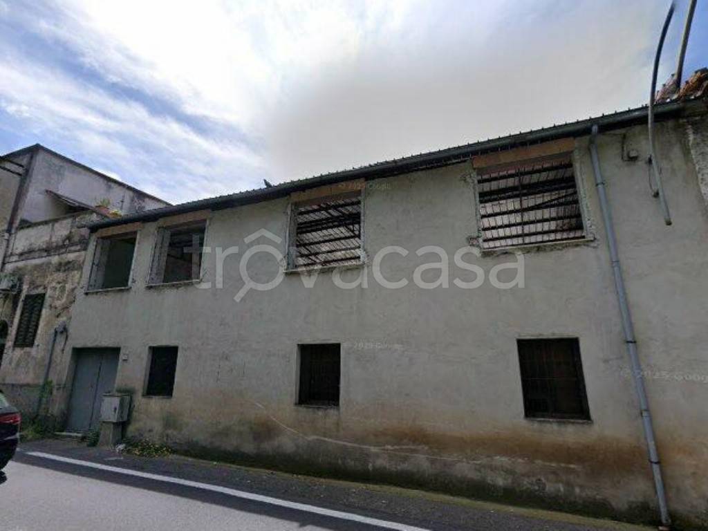 negozio in vendita a Tivoli