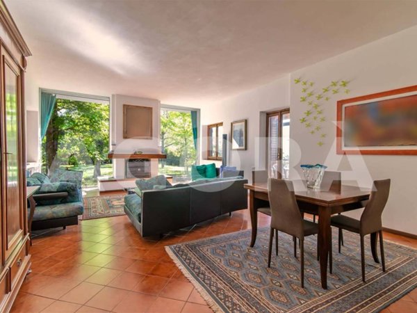 casa indipendente in vendita a Tivoli in zona Villaggio Adriano