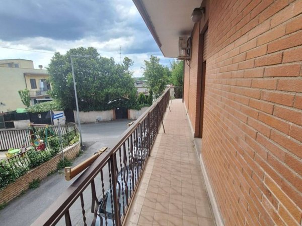 appartamento in vendita a Tivoli in zona Villa Adriana