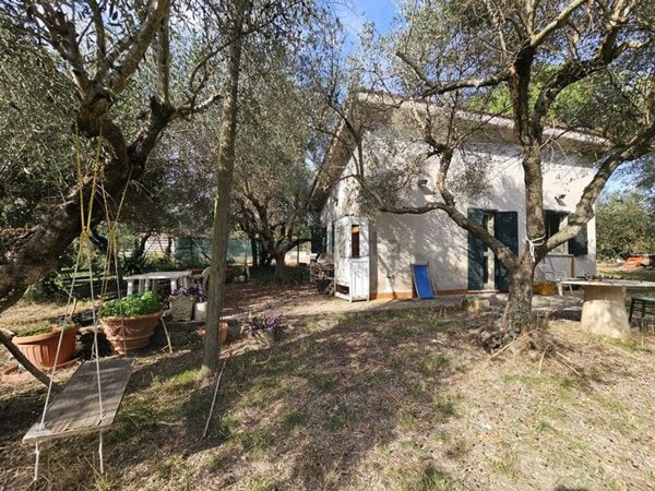 casa indipendente in vendita a Tivoli