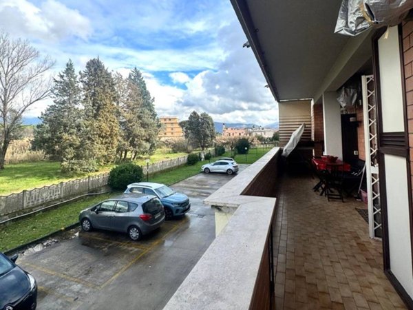 appartamento in vendita a Tivoli in zona Terme