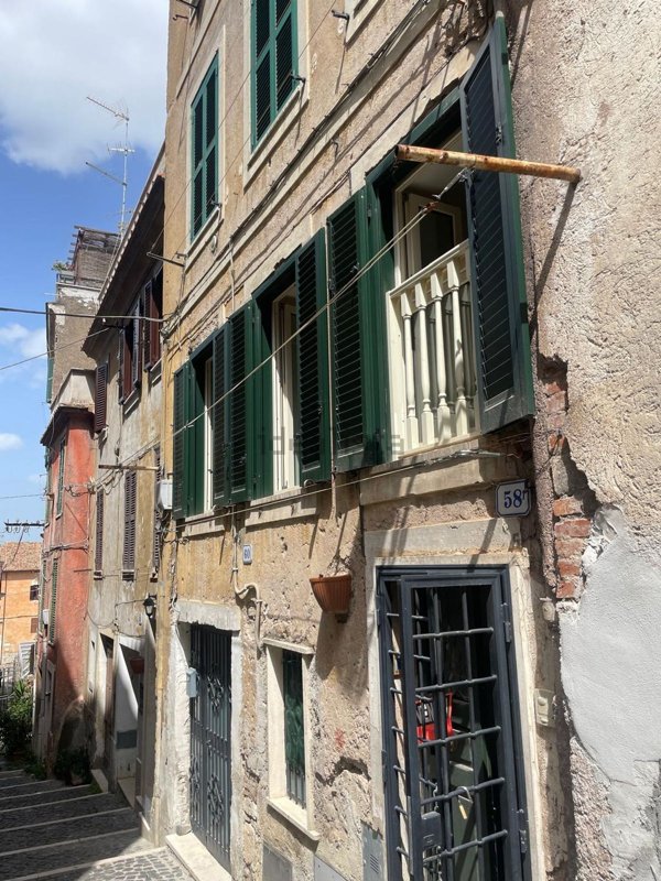 appartamento in vendita a Tivoli