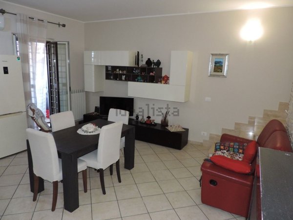 appartamento in vendita a Tivoli in zona Terme