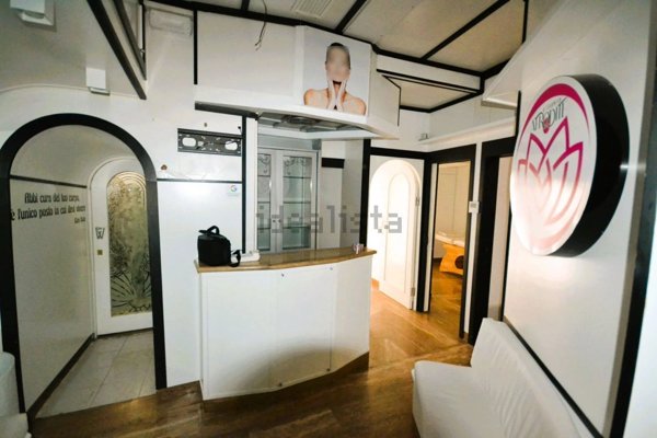 locale commerciale in vendita a Tivoli