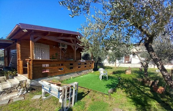 casa indipendente in vendita a Tivoli in zona Campolimpido