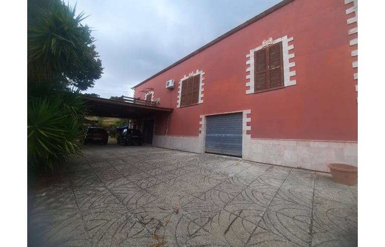 casa indipendente in vendita a Tivoli in zona Terme