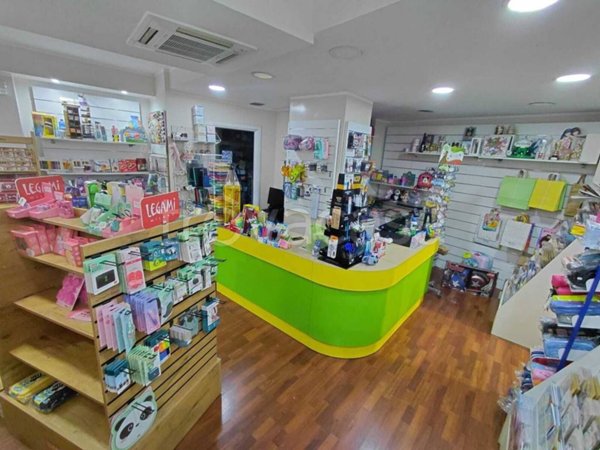 negozio in vendita a Tivoli