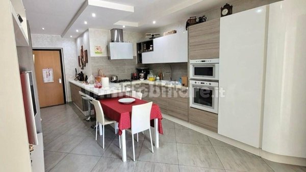 appartamento in vendita a Tivoli in zona Terme