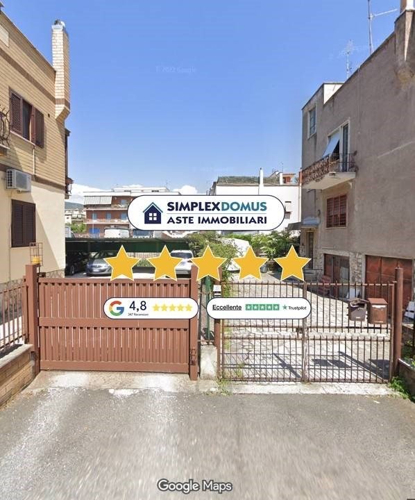 appartamento in vendita a Tivoli in zona Villa Adriana