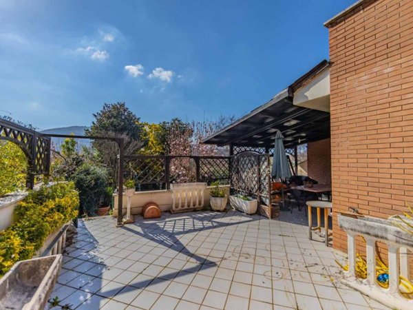 casa indipendente in vendita a Tivoli