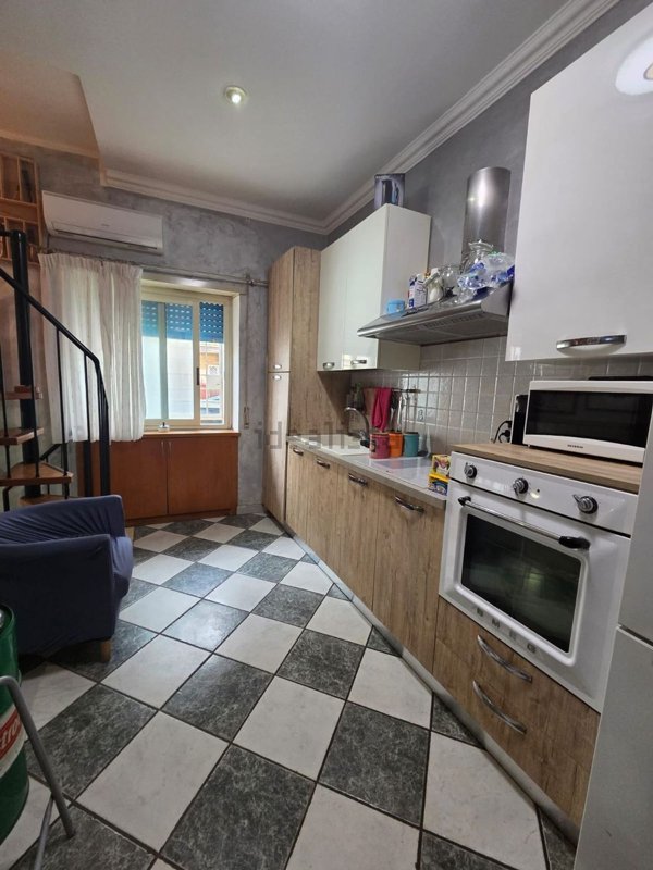 appartamento in vendita a Tivoli in zona Terme