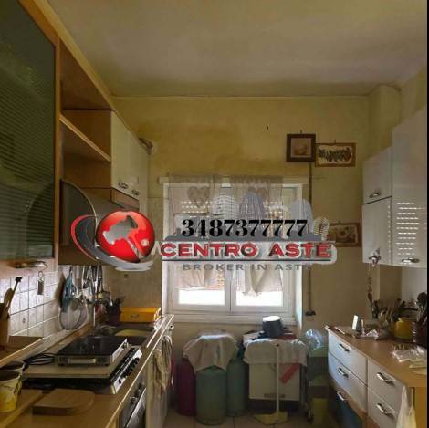 appartamento in vendita a Tivoli in zona Terme