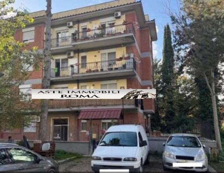 appartamento in vendita a Tivoli in zona Favale