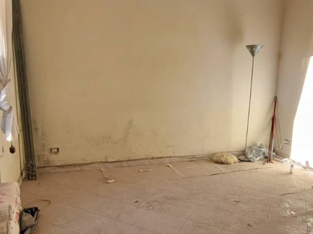 appartamento in vendita a Tivoli in zona Terme