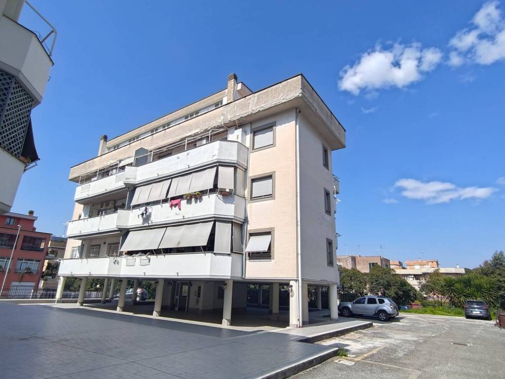 appartamento in vendita a Tivoli in zona Villa Adriana