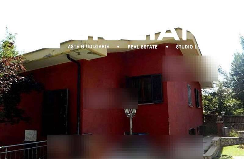 appartamento in vendita a Tivoli in zona Villaggio Adriano